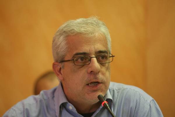 Ο Νίκος Σοφιανός ομιλητής στην προεκλογική συγκέντρωση του ΚΚΕ στην Καλαμάτα