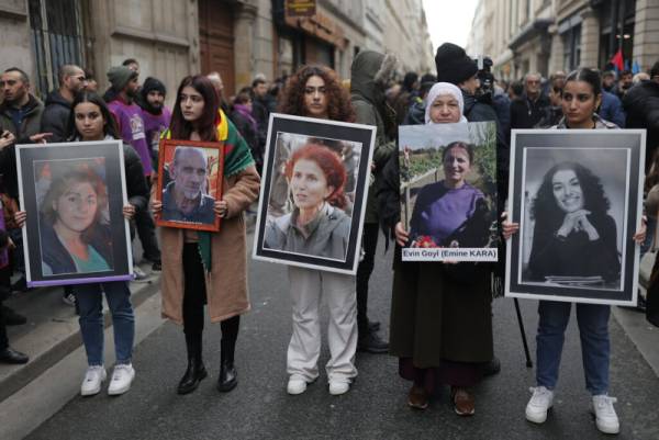Η Γαλλία κάλεσε την Άγκυρα να μην ταυτίζει την κουρδική κοινότητα με το PKK