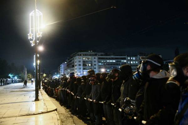 Ολοκληρώθηκαν οι πορείες για την επέτειο από τη δολοφονία του Αλέξη Γρηγορόπουλου σε Αθήνα και Πάτρα