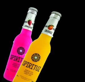 “Spirituz”: Ενα καινοτόμο ποτό με ούζο και φυσικούς χυμούς