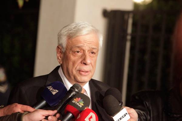 Αλλαγή στην ορκωμοσία του νέου Προέδρου της Δημοκρατίας Πρ. Παυλόπουλου
