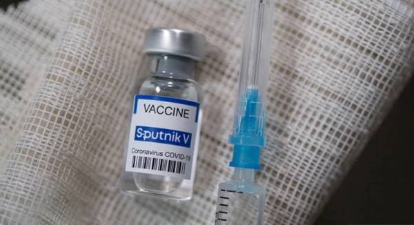 Sputnik-V: «Ο επανεμβολιασμός ενδέχεται να είναι πιο αποτελεσμάτικος από την πρώτη φορά»