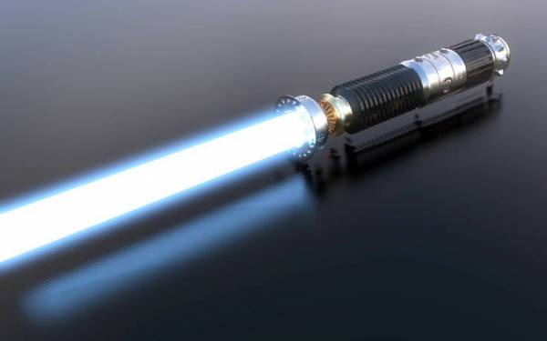 «Στο σφυρί» το φωτόσπαθο του Star Wars