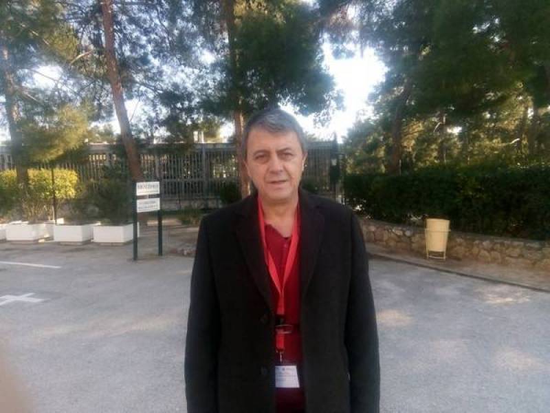Θηλιά στη δημοκρατία