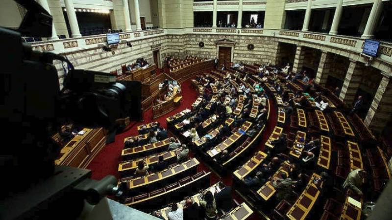 Βουλή: Άρχισε η συζήτηση του ν/σ για υιοθεσία και αναδοχή