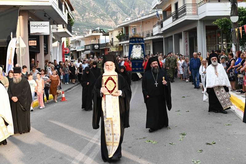 Η εικόνα της Παναγίας από τη μονή της Δήμιοβας στα Γιαννιτσάνικα (βίντεο-φωτογραφίες)
