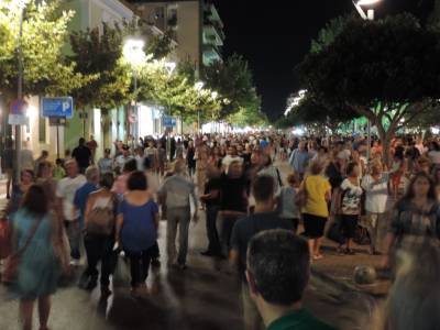 Ο κορονοϊός &quot;έφαγε&quot; την Λευκή Νύχτα στην Καλαμάτα