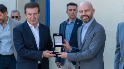 Δωρεά 10 οχημάτων SUV στη Διεύθυνση Αντιμετώπισης Οργανωμένου Εγκλήματος