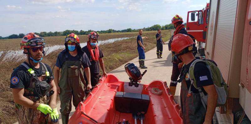 Συνεχίζονται οι επιχειρήσεις διάσωσης εθελοντών από Μεσσηνία