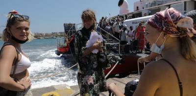 Freedom Pass: Ανοίγει η πλατφόρμα για το voucher 150 ευρώ σε νέους 18 έως 24 ετών