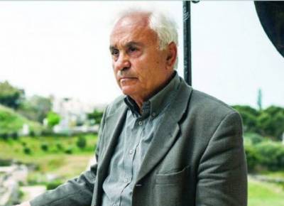 Ο Πέτρος Θέμελης επίτιμος μέλος του σωματείου “ΝΑΡΤΟΥΡΑ”