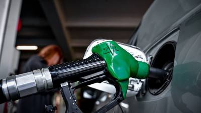Fuel Pass: Έως την Πέμπτη οι αιτήσεις για όλα τα ΑΦΜ