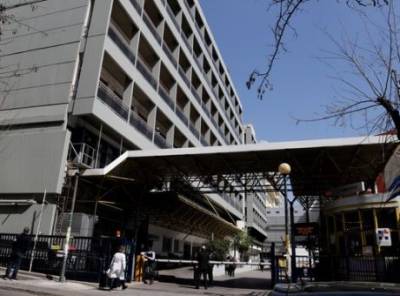 Περιορίζεται στο ελάχιστο το επισκεπτήριο στο Νοσοκομείο &quot;Ευαγγελισμός&quot;