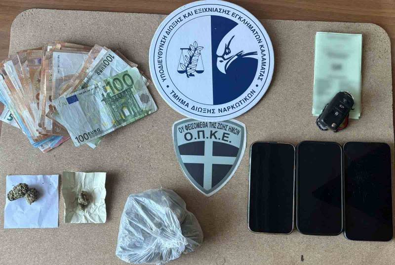 Συλλήψεις τριών νεαρών με ναρκωτικά στη Μικρή Μαντίνεια