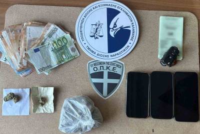 Συλλήψεις τριών νεαρών με ναρκωτικά στη Μικρή Μαντίνεια