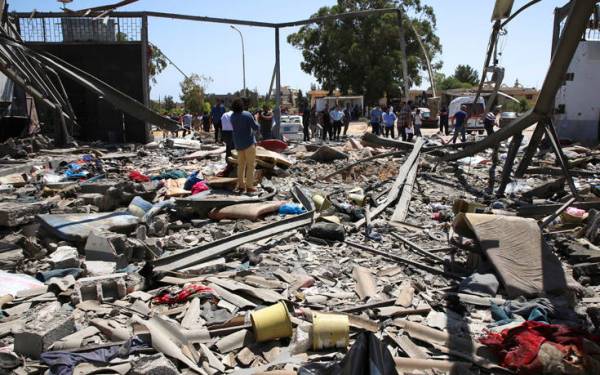 Λιβύη: Τουλάχιστον πέντε άμαχοι νεκροί σε αεροπορικές επιδρομές