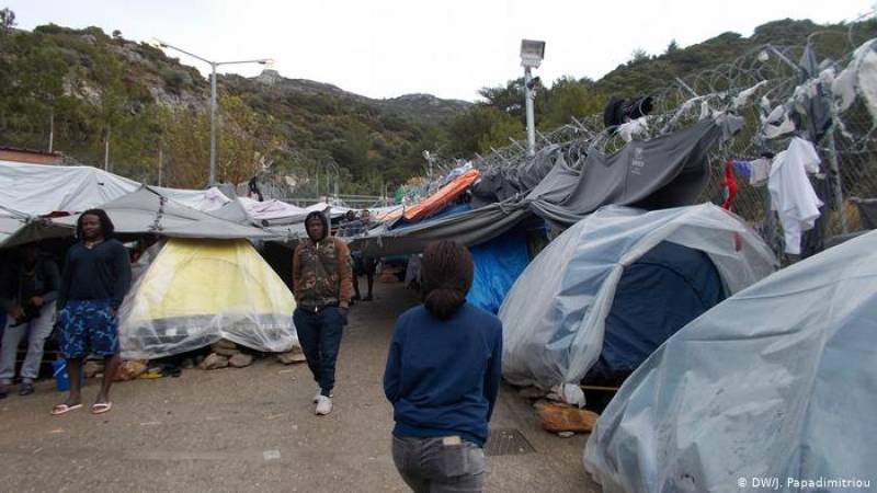 «Στη Σάμο μας τρώνε τα ποντίκια» - Πρόσφυγας περιγράφει την τραγωδία στην DW