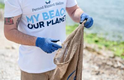 Περιβαλλοντική δράση “My Beach. Our Planet”: 180 κιλά απορριμμάτων συλλέχθηκαν στη Δυτική Παραλία!