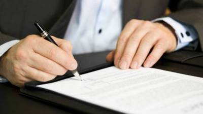 Οι συμβολαιογράφοι Εφετείων Ναυπλίου και Καλαμάτας απέχουν μέχρι το τέλος του έτους