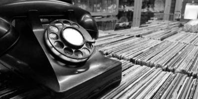 Χωρίς τηλέφωνο Καρβέλι και Λαδά