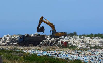 Αναφορά στον εισαγγελέα για τα σκουπίδια στην Πύλο 