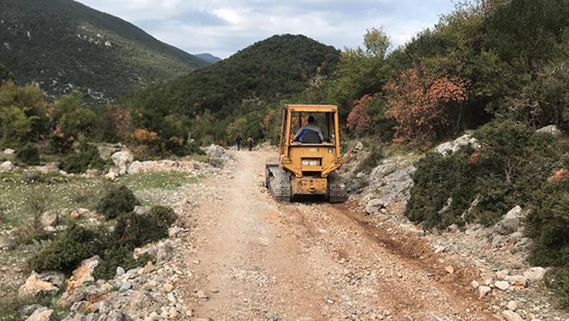 Ξεκίνησαν από Πολιανή οι εργασίες αγροτικής οδοποιίας στου Δήμο Καλαμάτας