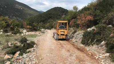 Ξεκίνησαν από Πολιανή οι εργασίες αγροτικής οδοποιίας στου Δήμο Καλαμάτας