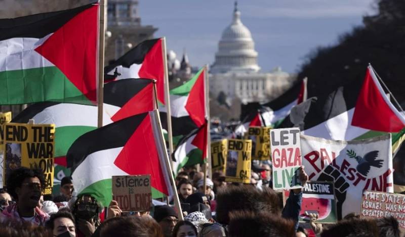 Μεγάλες διαδηλώσεις σε Ουάσινγκτον και Λονδίνο για κατάπαυση του πυρός στη Λωρίδα της Γάζας