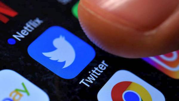 Το Twitter δεν θα απενεργοποιεί λογαριασμούς παγκόσμιων ηγετών