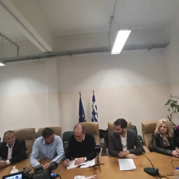 Περιφέρεια Πελοποννήσου: Υπογραφή συμβάσεων για έργα 3,2 εκ. ευρώ στη Μεσσηνία