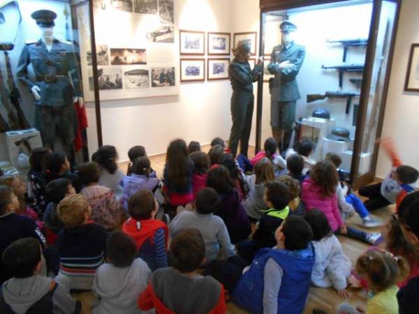Εκπαιδευτική επίσκεψη στο Στρατιωτικό Μουσείο Καλαμάτας