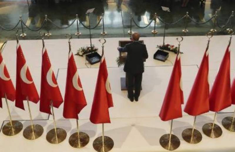 Προς capital controls η Τουρκία;