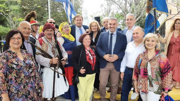 Επανατοποθέτηση της προτομής Παφλέσσα σε εκδήλωση του Συλλόγου Μεσσηνίων Νέου Ηρακλείου Αττικής