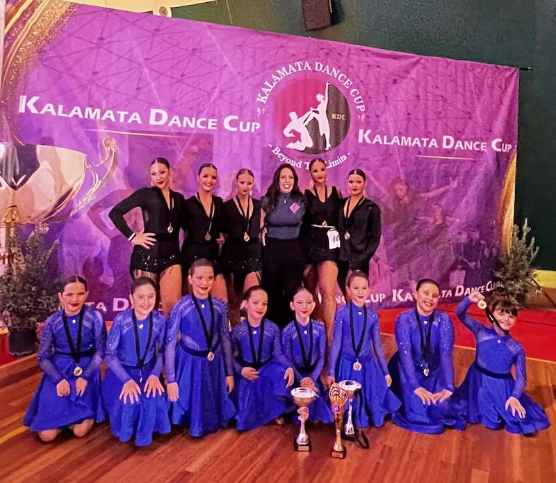 Διακρίσεις στο &quot;Kalamata Dance Cup&quot; για τη σχολή χορού &quot;Vive Bailando&quot;