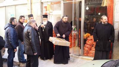 400 οικογένειες ενίσχυσε και φέτος η μητρόπολη Μαντινείας και Κυνουρίας (βίντεο και φωτογραφίες)