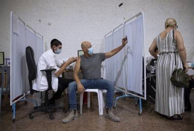 Υποχρεωτικός εμβολιασμός για τους άνω των 60: Από Δευτέρα τα πρόστιμα – Ποιοι εξαιρούνται
