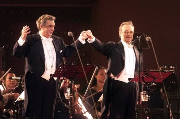 José Carreras και Plácido Domingo: Οι δύο θρύλοι της όπερας σε μία ιστορική εμφάνιση στην Αθήνα