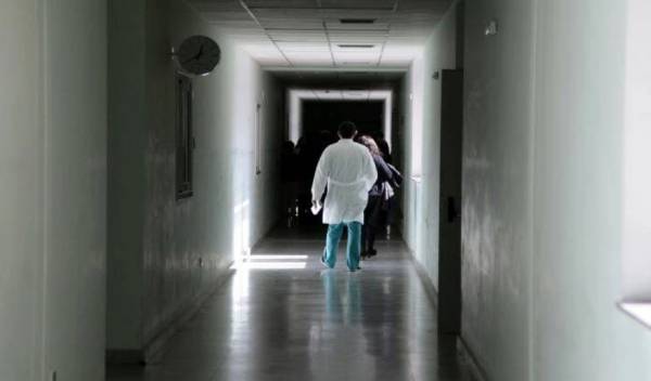 Κρήτη: Ανεμβολίαστος σε αναστολή πήγε στο νοσοκομείο να δουλέψει - Η ατάκα που τους άφησε όλους άφωνους