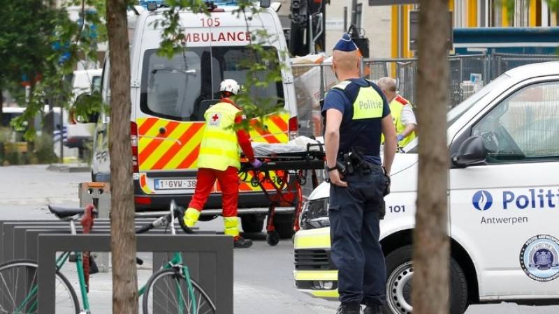 Βέλγιο: 4 νεκροί ύστερα από σύγκρουση σχολικού λεωφορείου με τρένο (βίντεο)