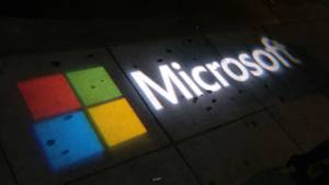 Για παράνομη χρήση δύο ευρεσιτεχνιών κατηγορείται η Microsoft