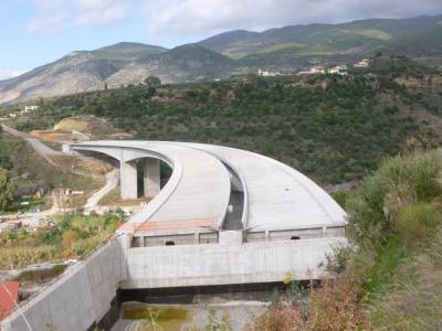 Ξεκινούν σύντομα οι εργασίες για την ολοκλήρωση της εντυπωσιακής γέφυρας του Νέδοντα (βίντεο)