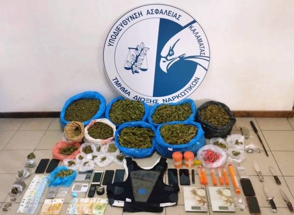 Δίωξη Ναρκωτικών Καλαμάτας: 7 συλλήψεις για διακίνηση κοκαΐνης και χασίς σε Αττική, Λακωνία και Αιτωλοακαρνανία