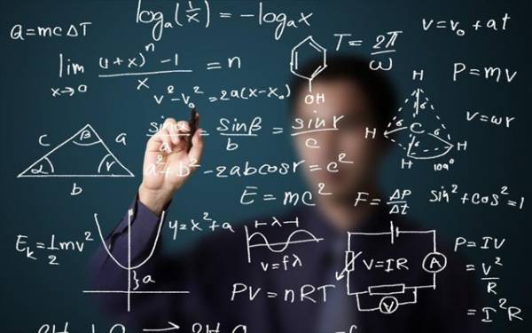 Ο διακεκριμένος μαθηματικός Γιώργο Χαρ. Πολύζο στην Καλαμάτα