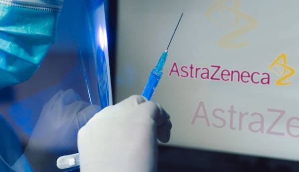 Λουκίδης για εμβόλιο Astrazeneca: Ποιες γυναίκες αφορούν τα περιστατικά θρομβώσεων