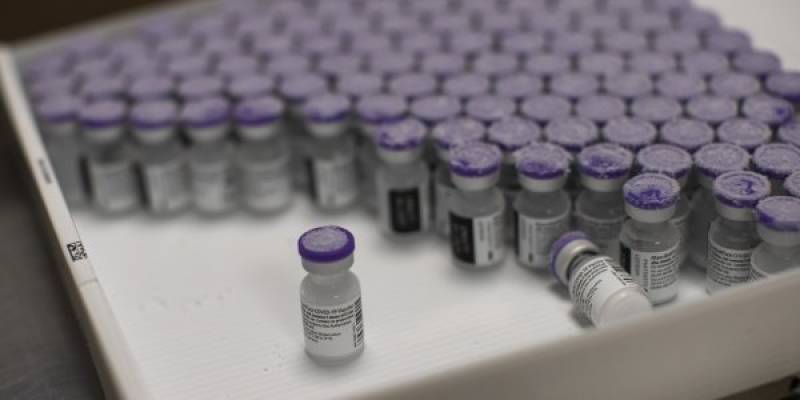 Ερευνα για θάνατο και σοβαρό επεισόδιο κολπικής μαρμαρυγής μετά τον εμβολιασμό με Pfizer