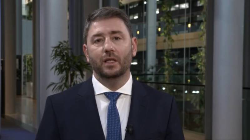 Ανδρουλάκης: Στόχος μου μια σχέση εμπιστοσύνης με τη νέα γενιά