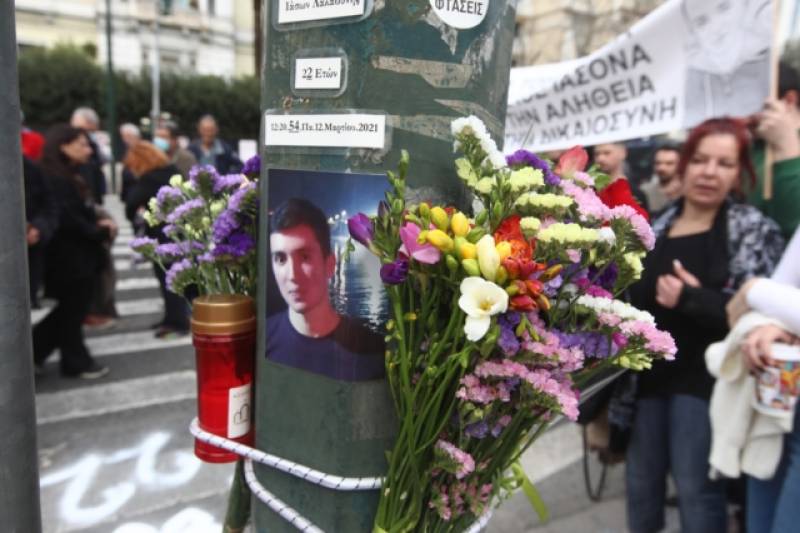 Ενοχος ο αστυνομικός για τον θάνατο του 22χρονου Ιάσονα Λαλαούνη