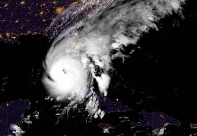 ΗΠΑ: Σε κυκλώνα κατηγορίας 4 ενισχύθηκε ο Ίαν