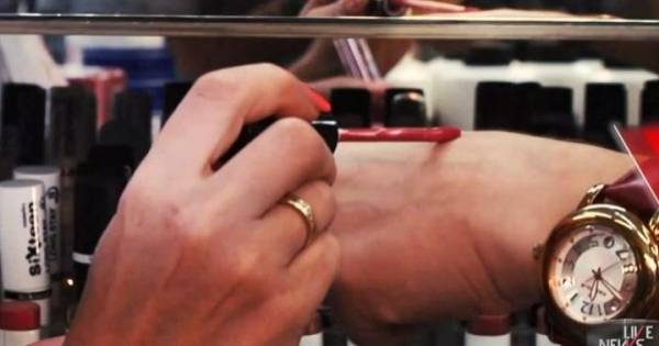 Μεγάλες αυξήσεις στα καλλυντικά προϊόντα – Έως και 50% πάνω (βίντεο)