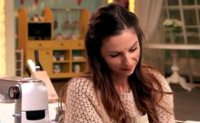 Στον τελικό του «Bake Off Greece» η Καλαματιανή Βένια Φλέσσα! (Βίντεο+φωτο)